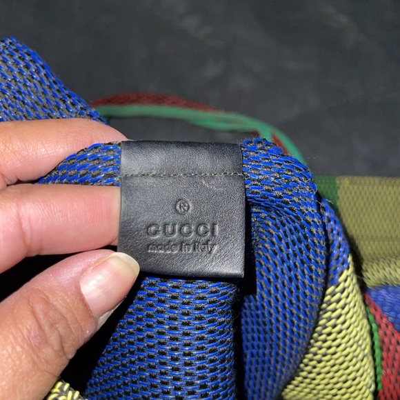 Preloved Gucci woven rubber tote bag excellent condition 16”X17” every day use - Picture 8 of 12